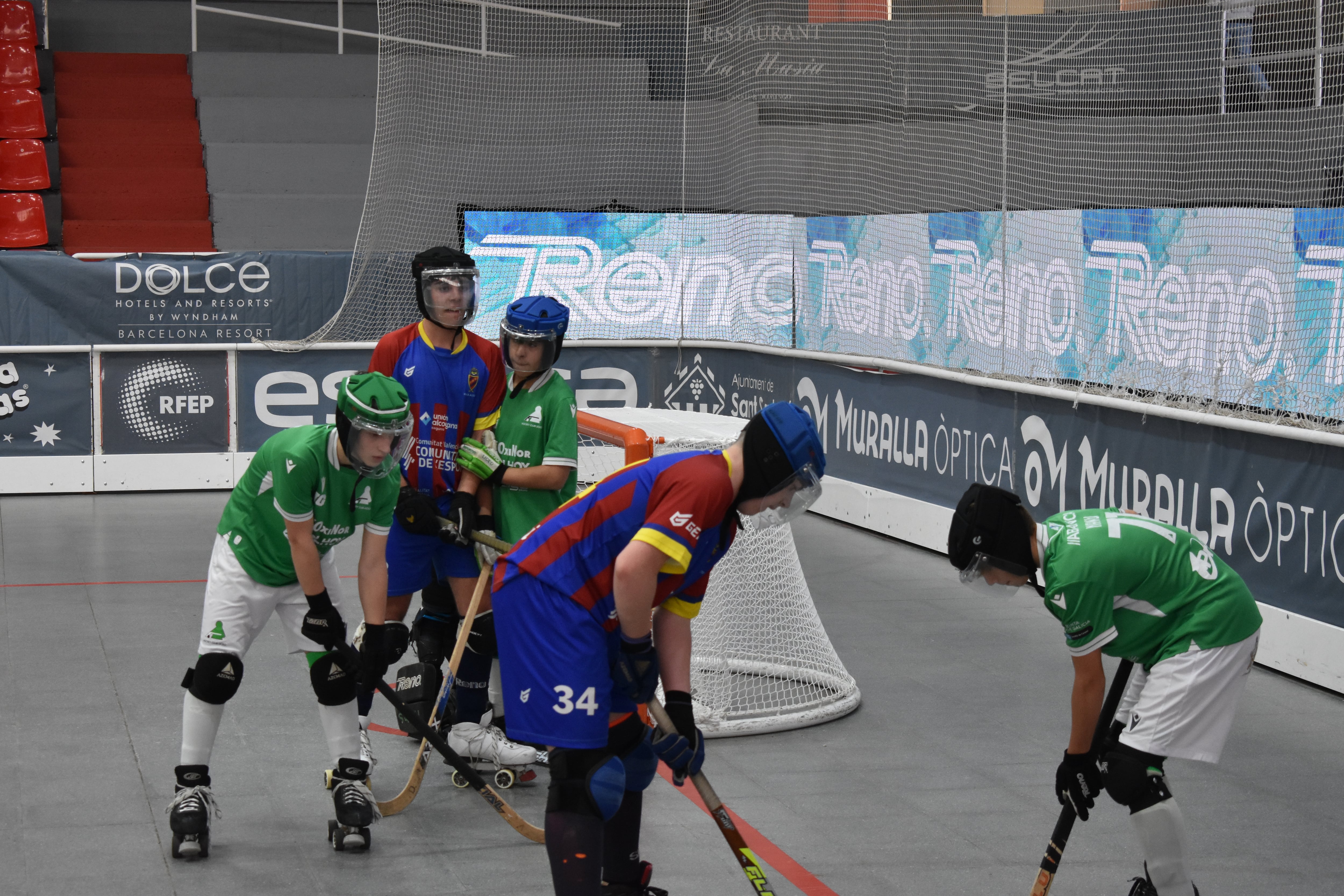 El equipo infantil del Patin Alcodian en la Mini Coca del Rey