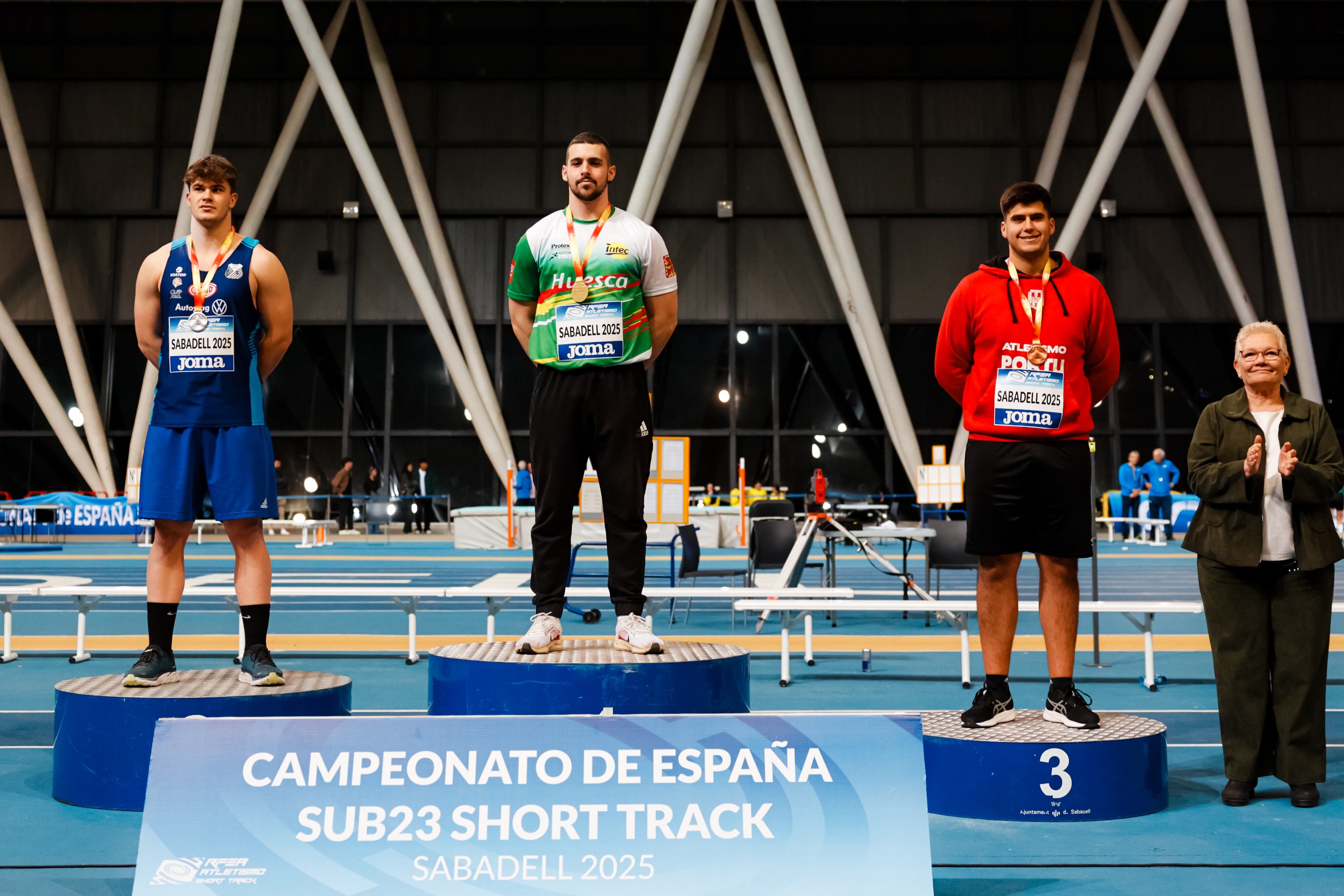 Javier Cruz en el podio del Campeonato de España sub23