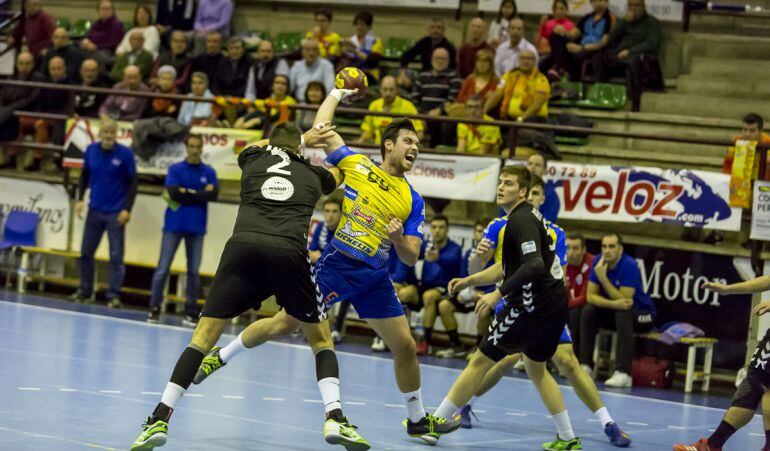 Una acción de juego de la pasada temporada.