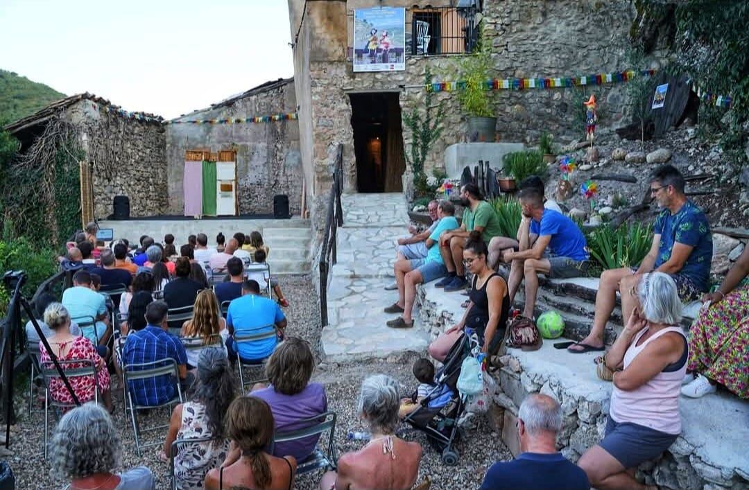 La Borda del Títere de Aguinalíu.