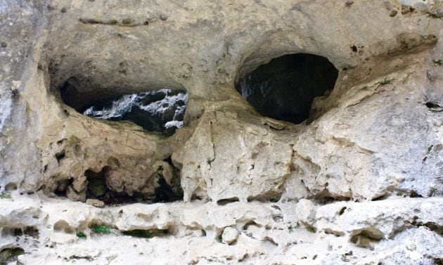 Piedra de la calavera en el Tormagal de Masegosa.