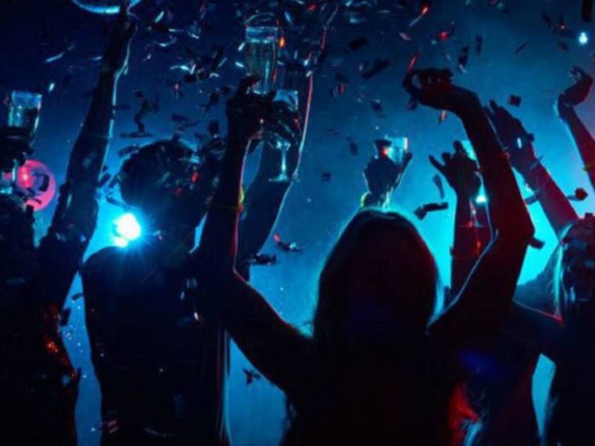 El brote en una discoteca de Los Alcázares deja ya 35 positivos