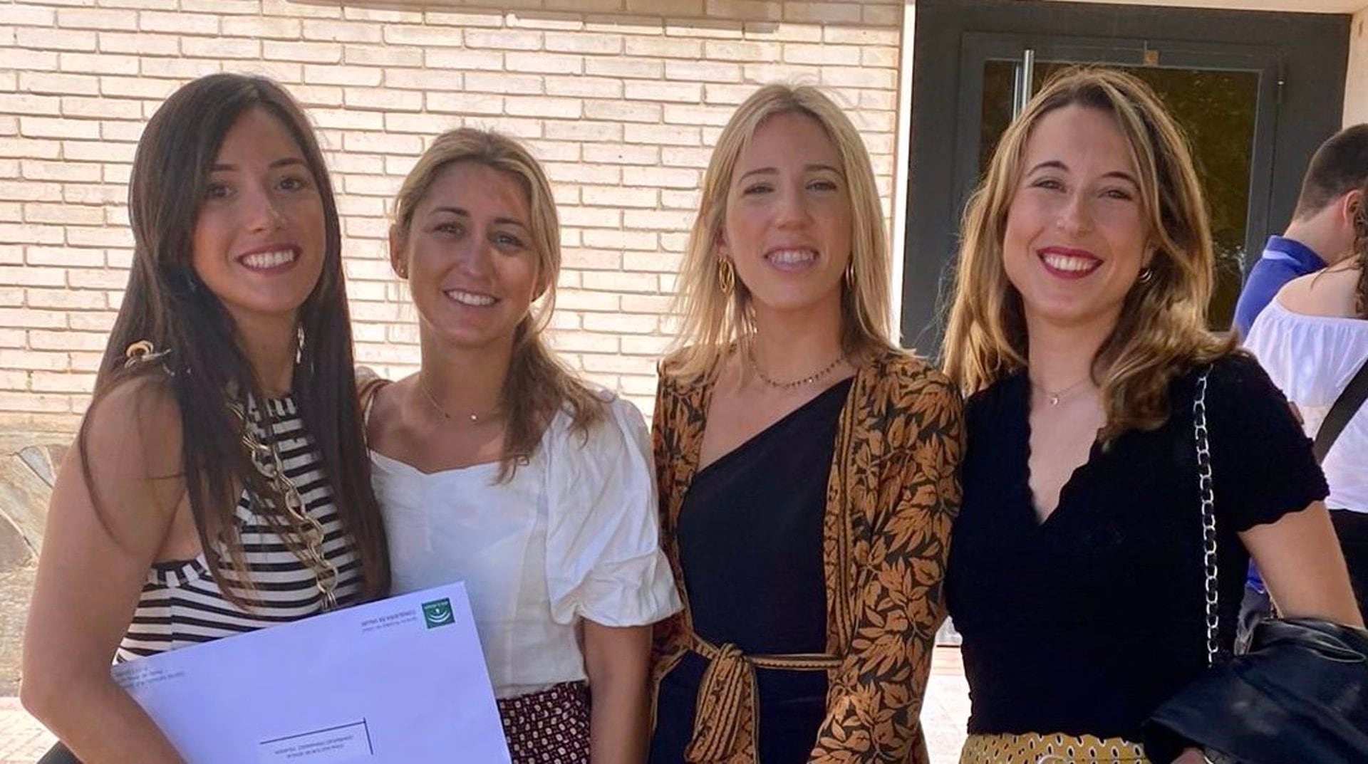 Las doctoras  Carmen Aguayo, Yolanda Domínguez, Isabel Ruiz y Pilar Vaquero premiadas por la Sociedad Española de Medicina Familiar y Comunitaria al Mejor Trabajo Fin de Residencia del país