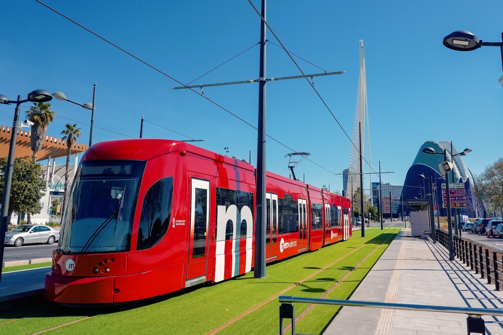 Imágenes de la nueva línea 10 de Metrovalencia, que se inaugura el 16 de mayo de 2022.