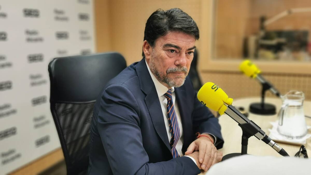 Entrevista al alcalde de Alicante, Luis Barcala, en Hoy por Hoy Alicante (2-10-2023)