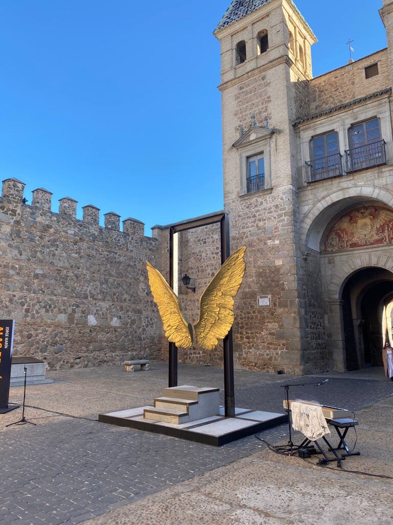 Escultura Alas de México de Jorge Marín