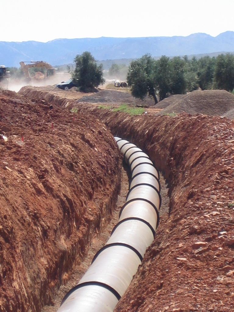 Tubería a la llanura manchega, cuyo segundo ramal llegará al Campo de Calatrava