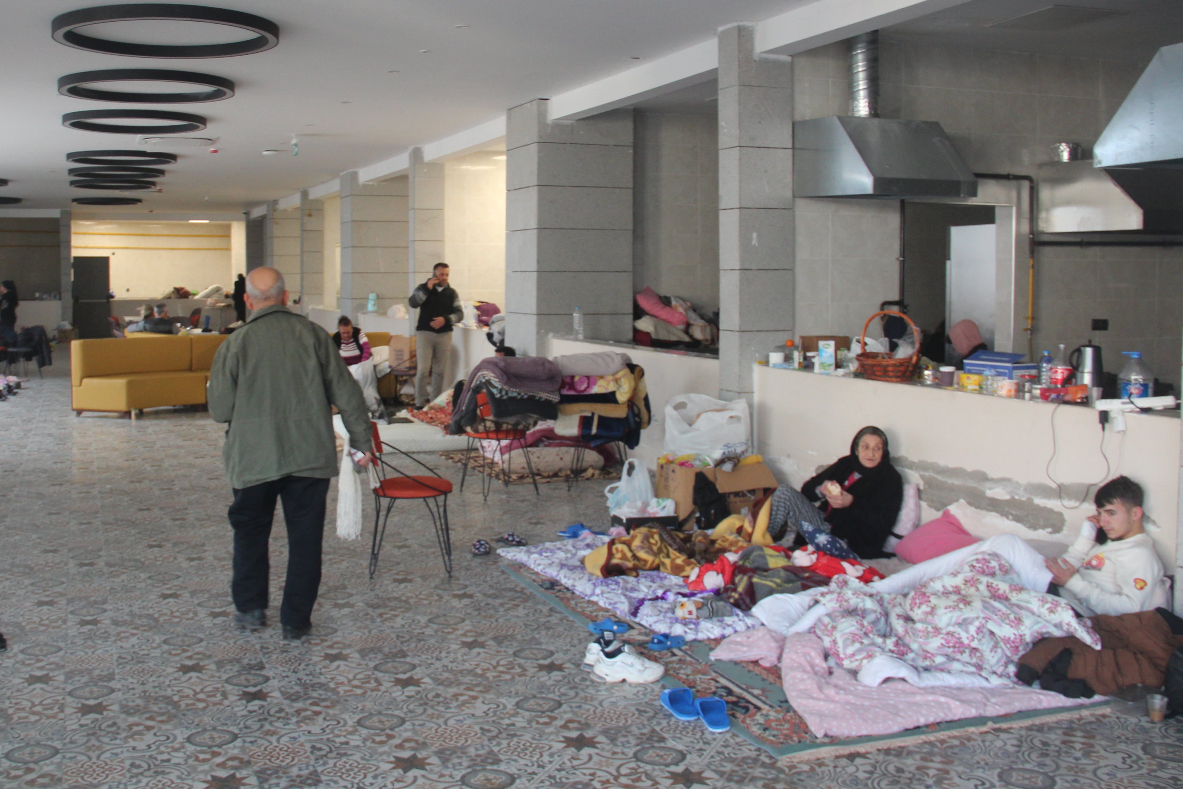 España abre en Iskenderun un hospital de campaña para víctimas del terremoto