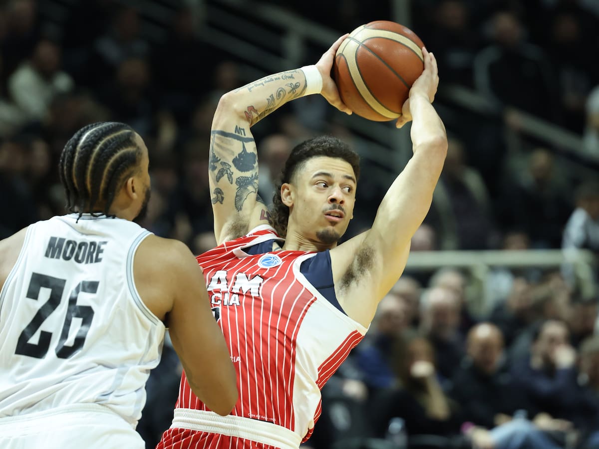 El UCAM cae en Grecia y tendrá que remontar la semifinal en el Murcia