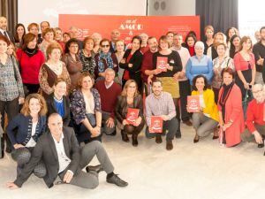 El primer libro para las parejas de los pacientes mediante crowfunding