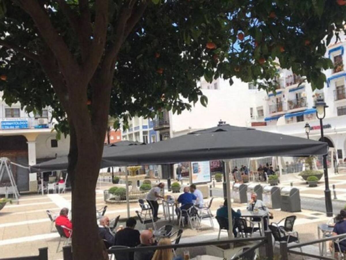 Algeciras autorizará instalar terrazas de hostelería en zonas de aparcamiento