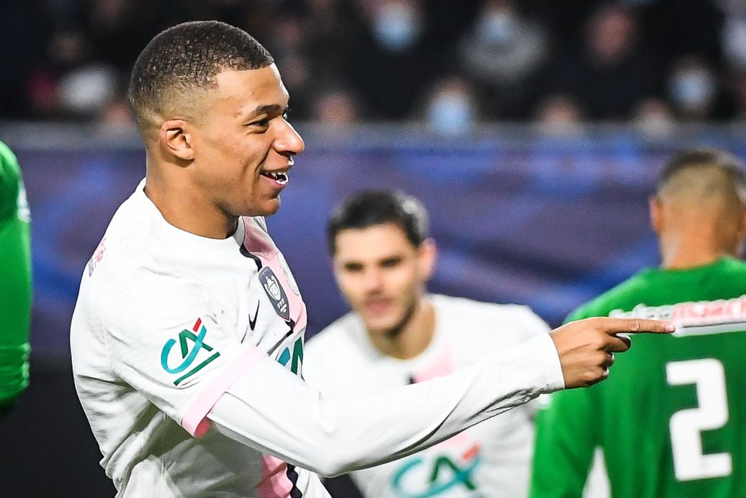 Kylian Mbappé, durante un partido con el PSG.