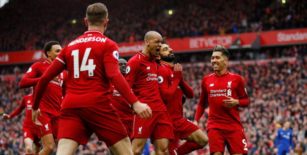 Los jugadores del Liverpool celebran un gol en Anfield