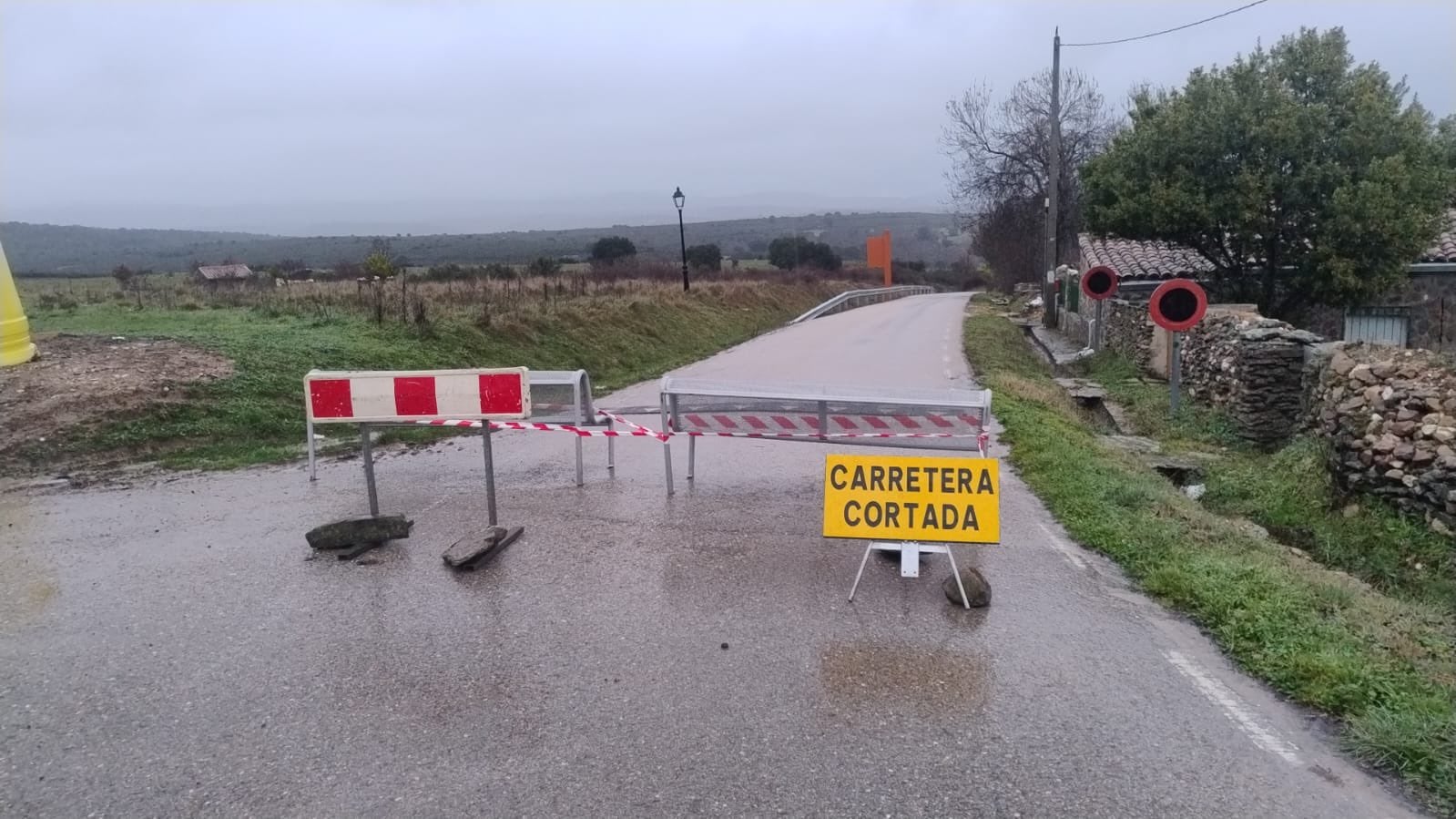 Corte carretera Umbralejo