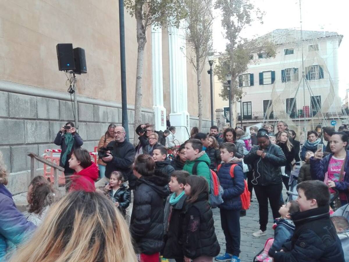 Los niños de Menorca ya se han tomado las uvas