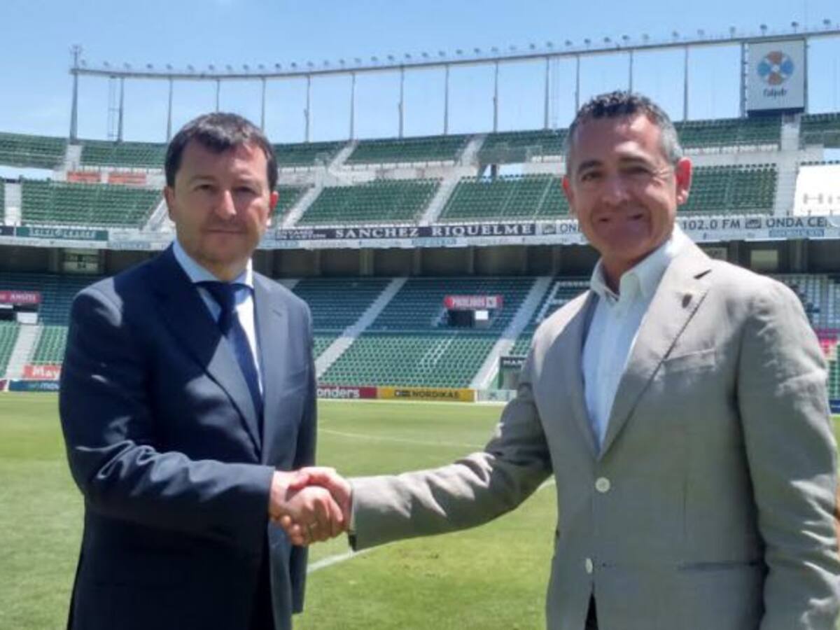 Molina: “El Elche C.F. no renunciará a nada, pero no sería razonable vender el ascenso de salida”