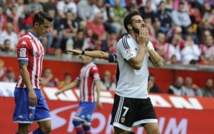 Negredo, tras un mal partido ante el Sporting