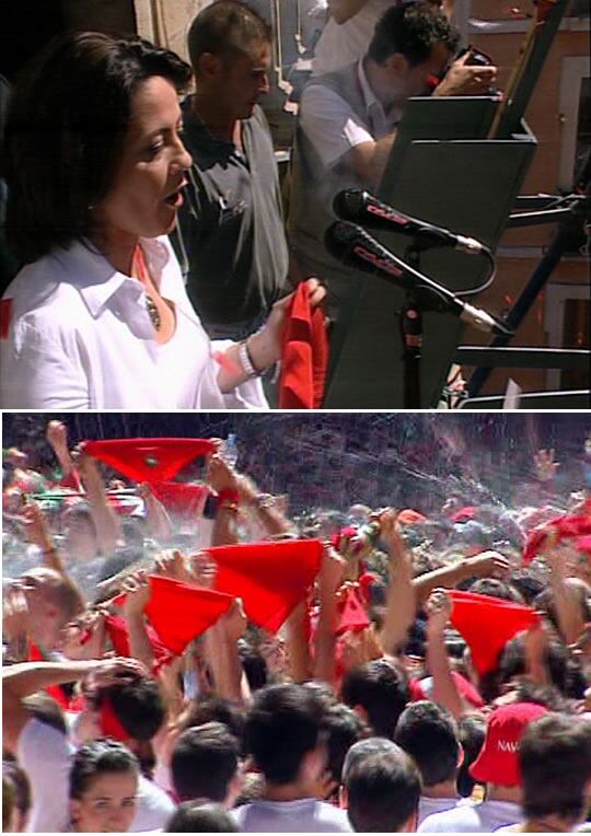 La alcaldesa Barcina gritó "¡Viva San Fermín, gora San Fermín!" (CUATRO)