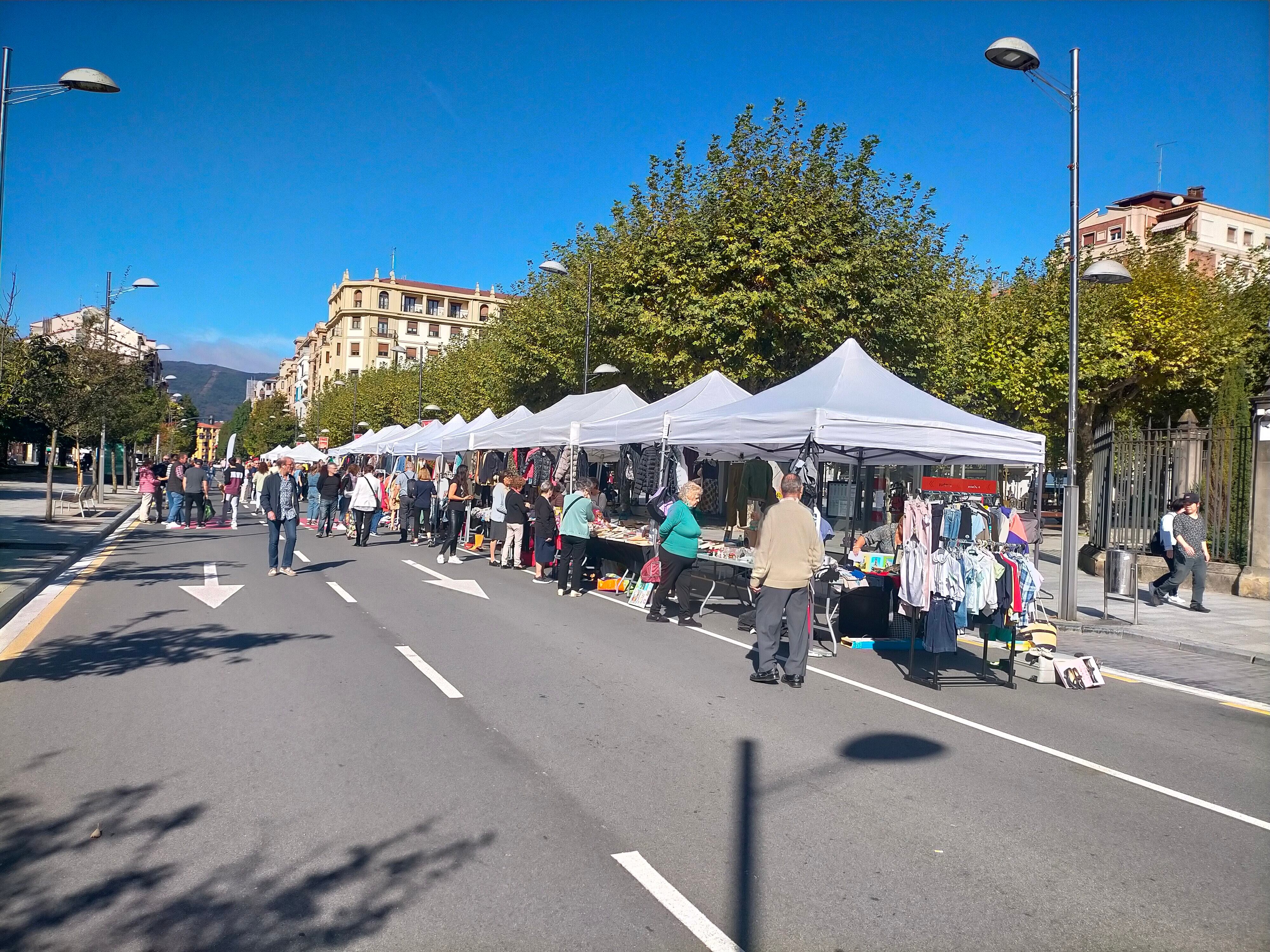 Mercado de segunda mano en Irun