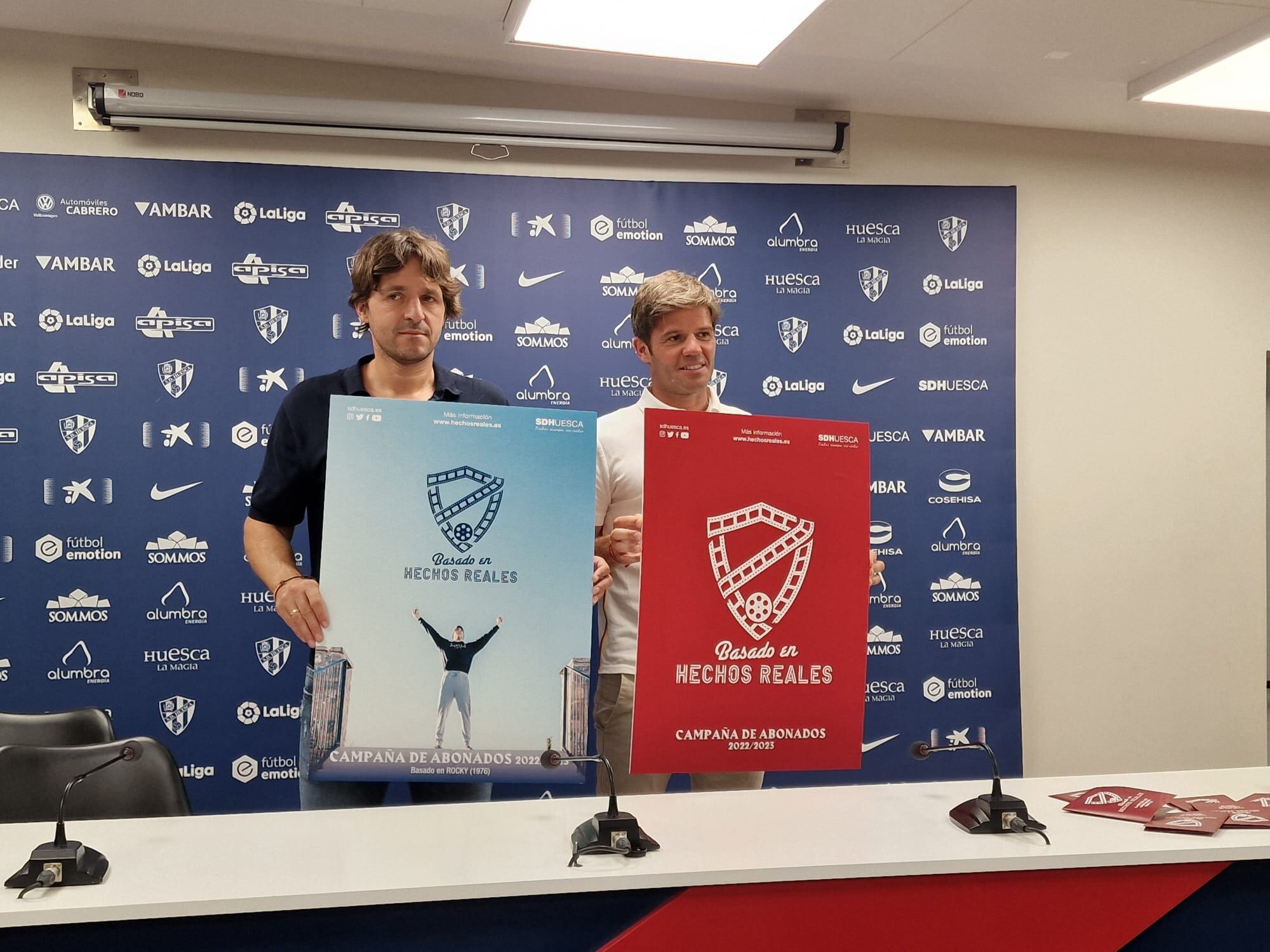 Josete Ortas y Agustín Pueyo han presentado este martes la campaña de abonados 22/23 de la SD Huesca | Foto: Radio Huesca