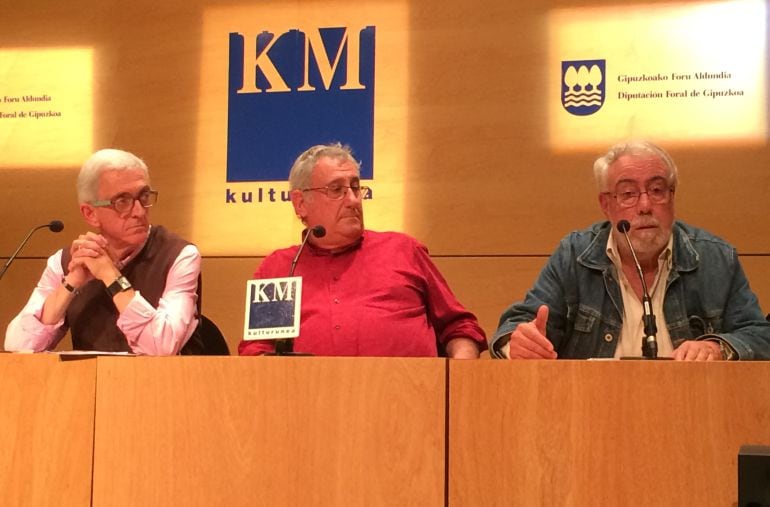 De izquierda a derecha, Ibargutxi, Estonba y Zulaika.