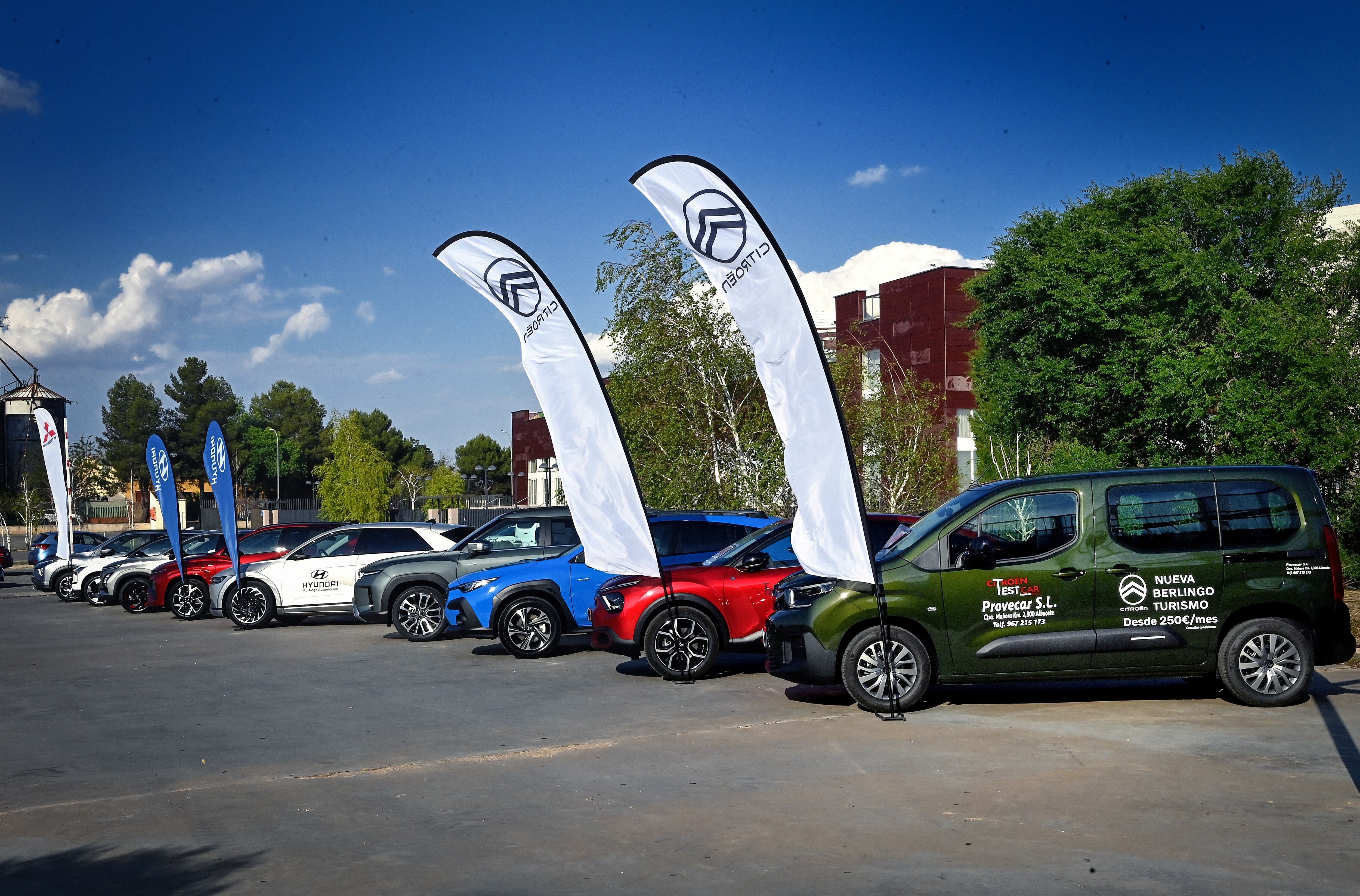 Vehículos de Provecar.