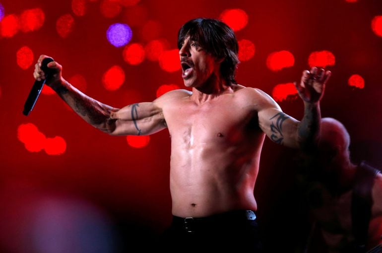 El cantante de Red Hot Chili Peppers, Anthony Kiedis, durante una actuación