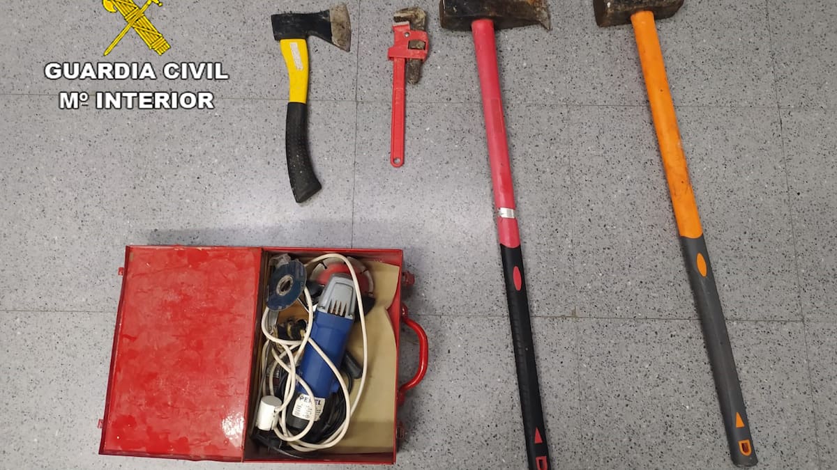 Se investiga a tres menores por la comisión de seis robos en fincas de Calasparra