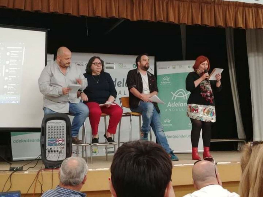 Uno de los momentos de la asamblea constituyente de Adelante Jerez