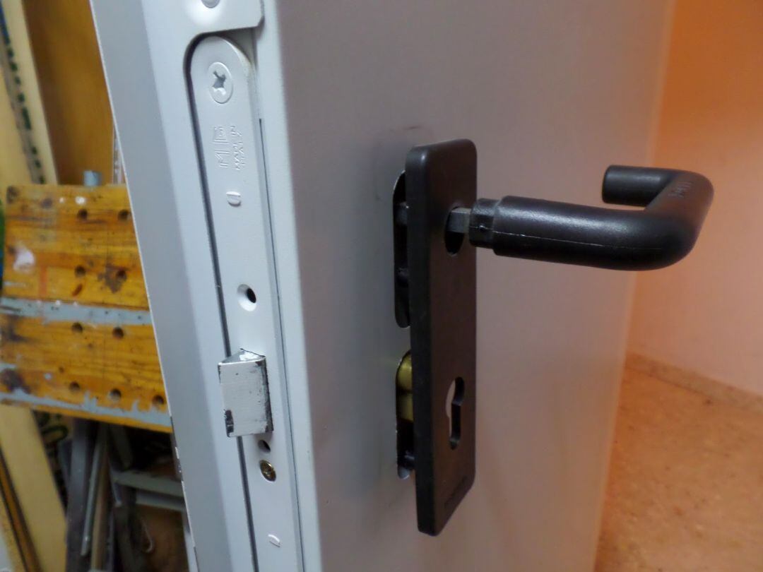 Los dos hermanos residen en el edificio en el que desvalijaban los trasteros