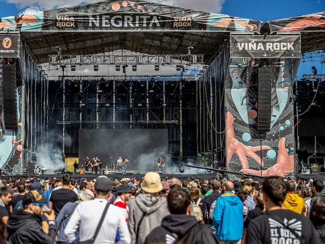 Fotografía de un concierto este jueves, durante la primera jornada del Festival Viña Rock, en Villarrobledo.