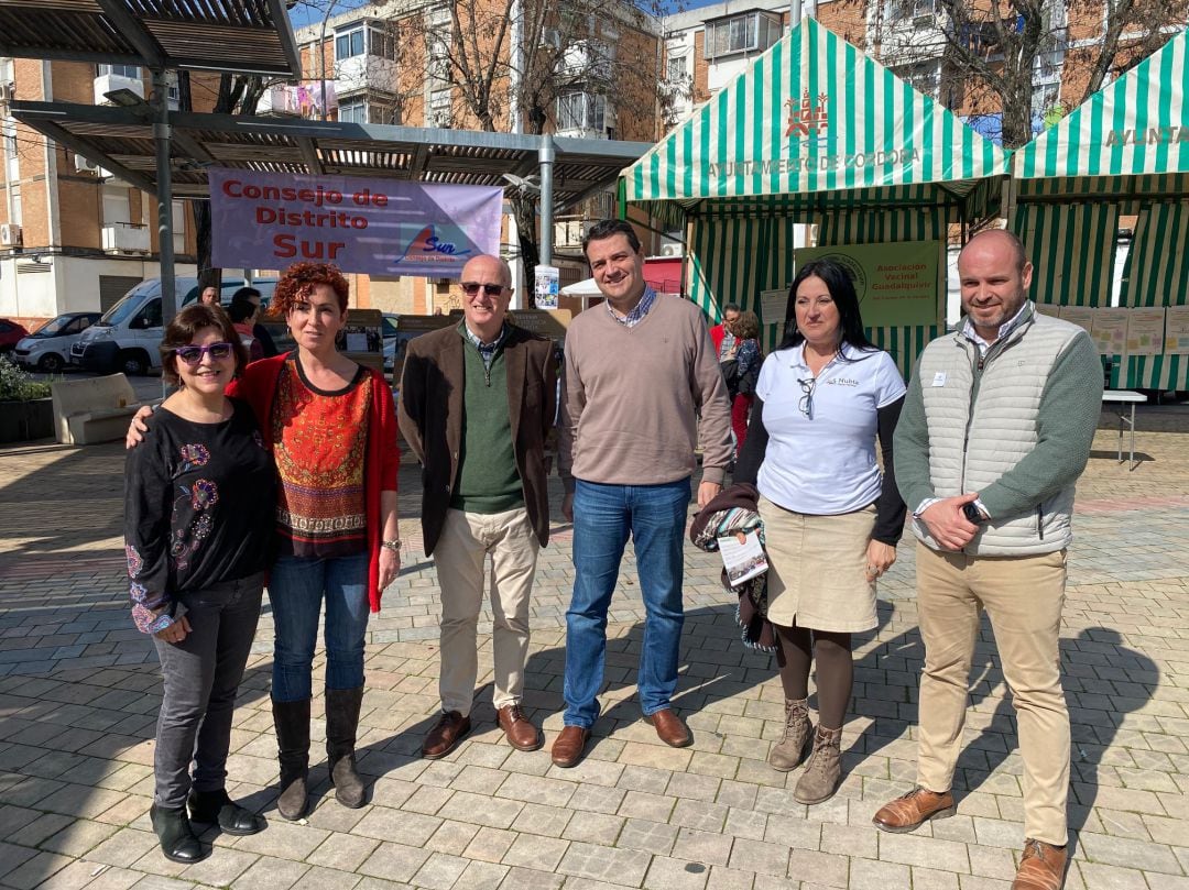 José María Bellido y Bernardo Jordano con la directiva del Consejo del Distrito SUR