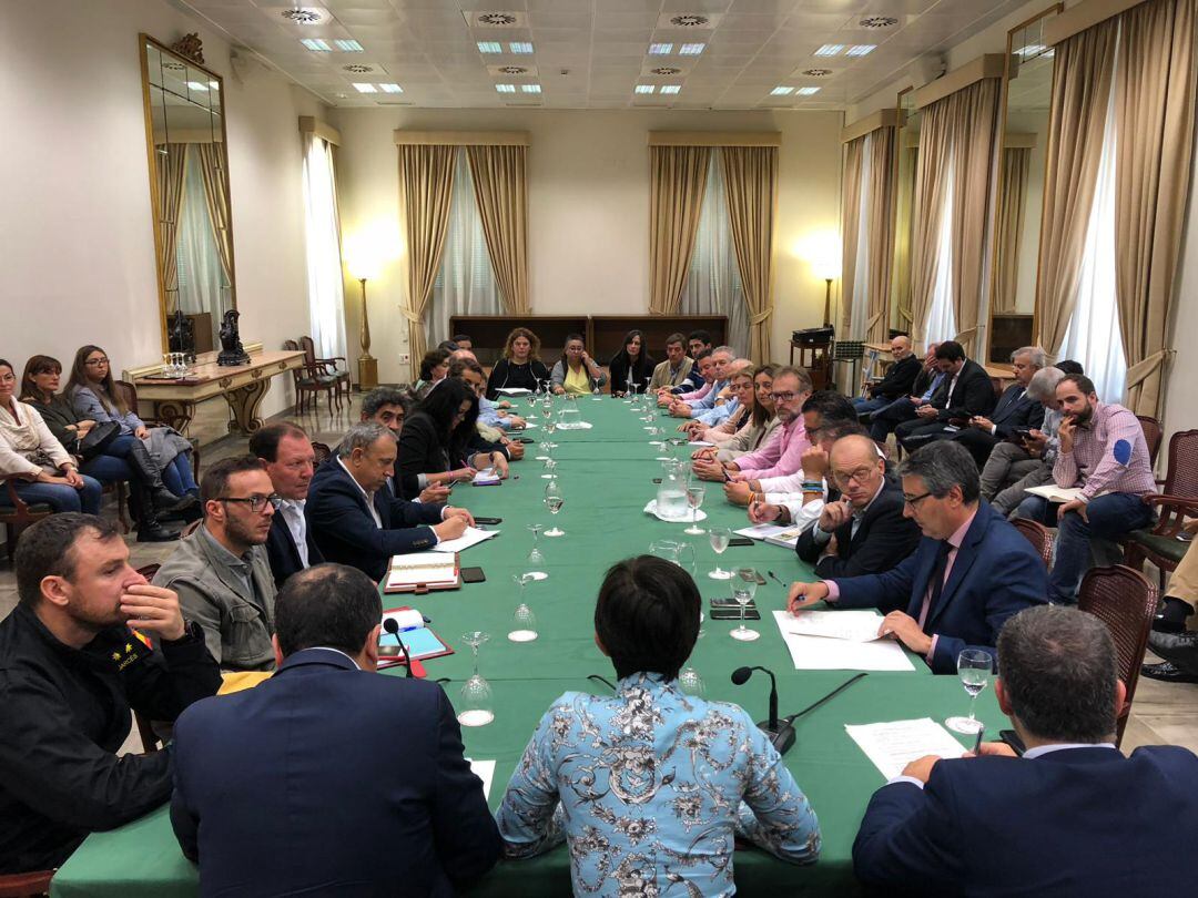 La reunión con los regidores se ha desarrollado en la subdelegación del Gobierno. 