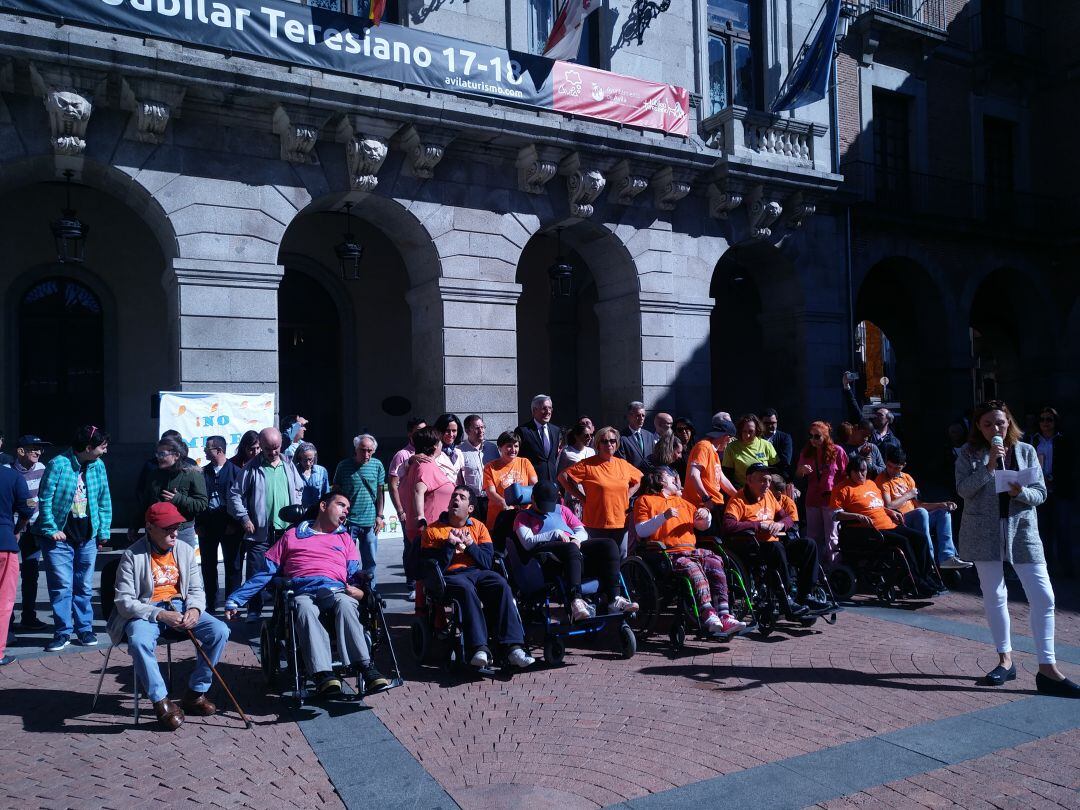 La actividad tuvo lugar en la Plaza del Mercado Chico 