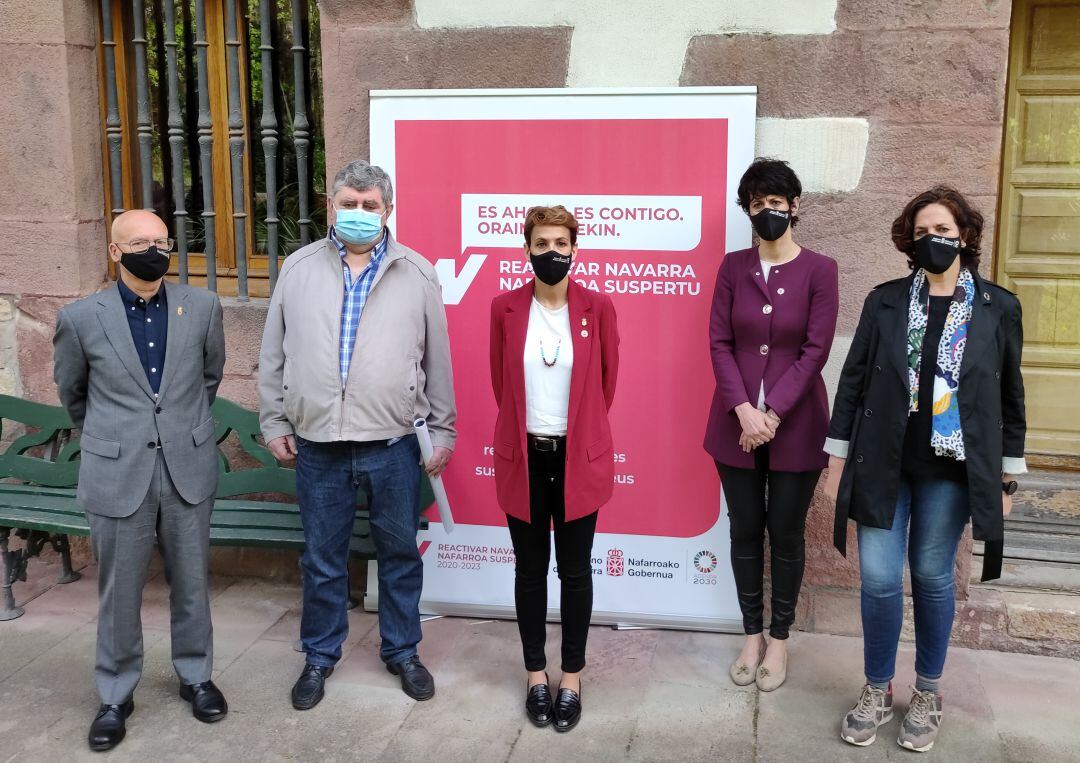 Reunión entre el Gobierno y alcaldes en Bertiz.