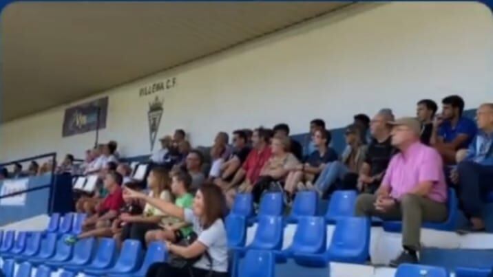 Imagen de la tribuna principal