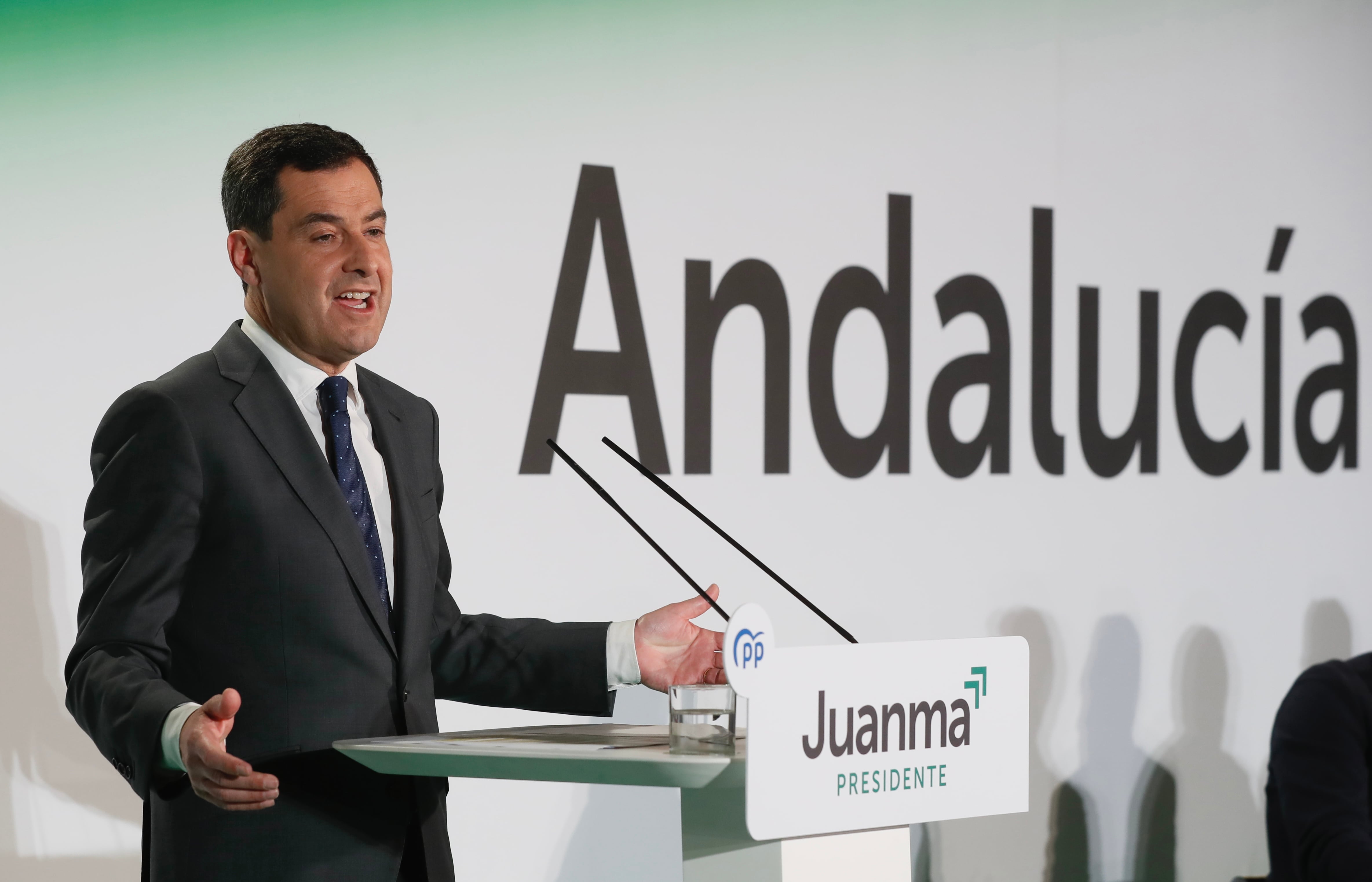 El presidente andaluz, Juan Manuel Moreno Bonilla, durante su intervención en la reunión de la Junta Directiva Autonómica del PP el pasado 26 de abril