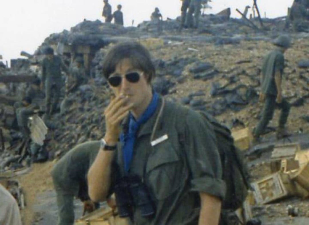 Max Hastings, durante la guerra del Vietnam. 