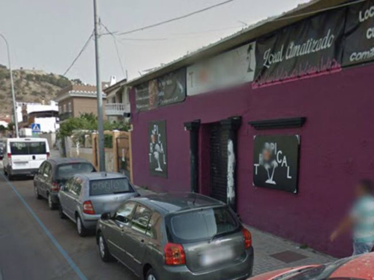 Matan a un hombre a puñaladas en la puerta de un bar de copas de Málaga
