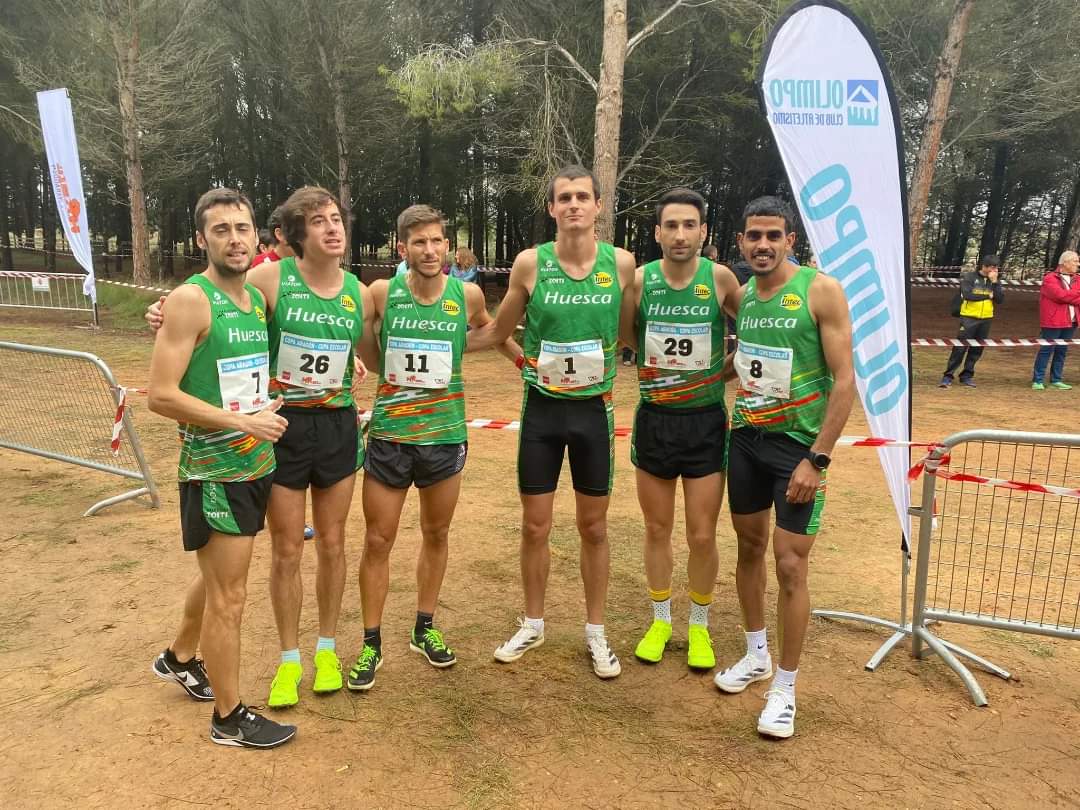 Equipo absoluto de Intec Zoiti campeón de Aragón