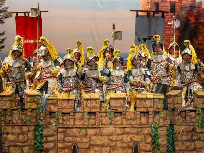 Chirigota: Nos hemos venio arriba.