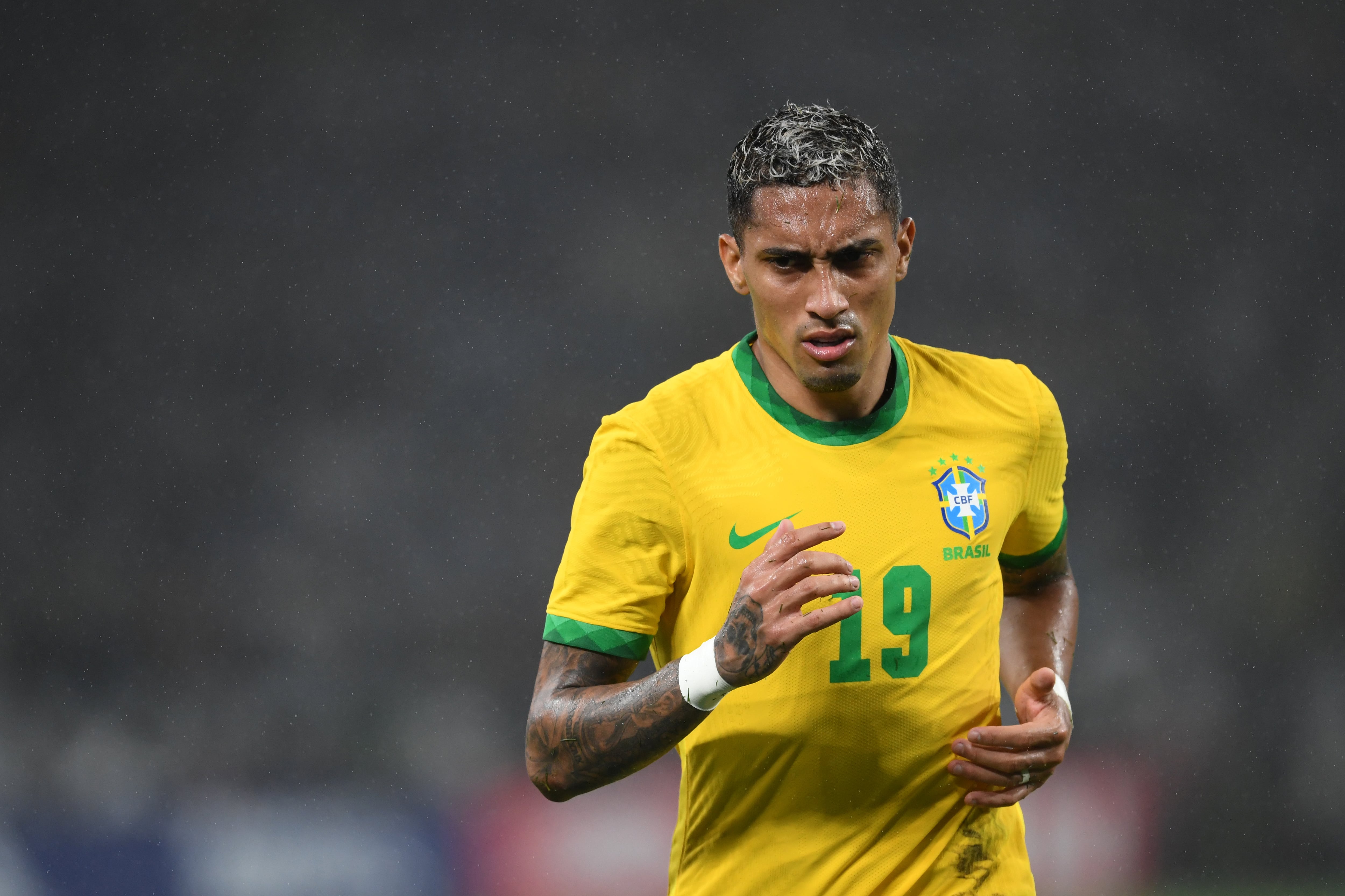 Raphinha, durante un partido con la selección de Brasil