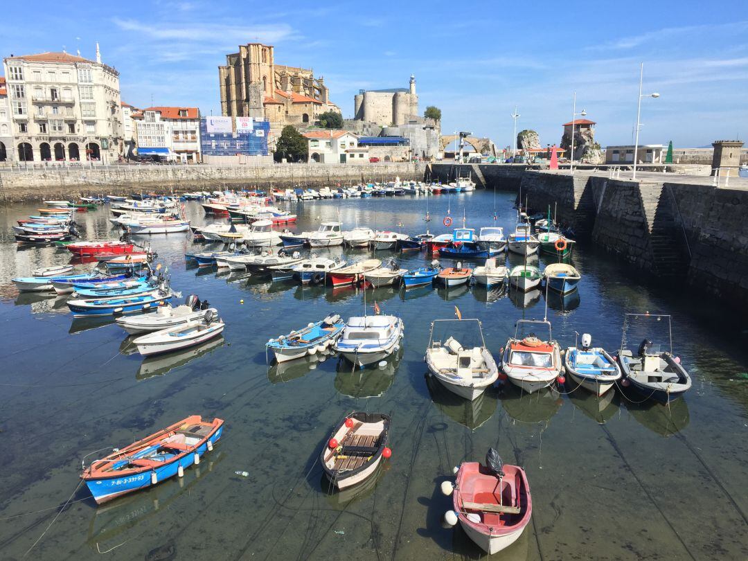 Puerto de Castro Urdiales.