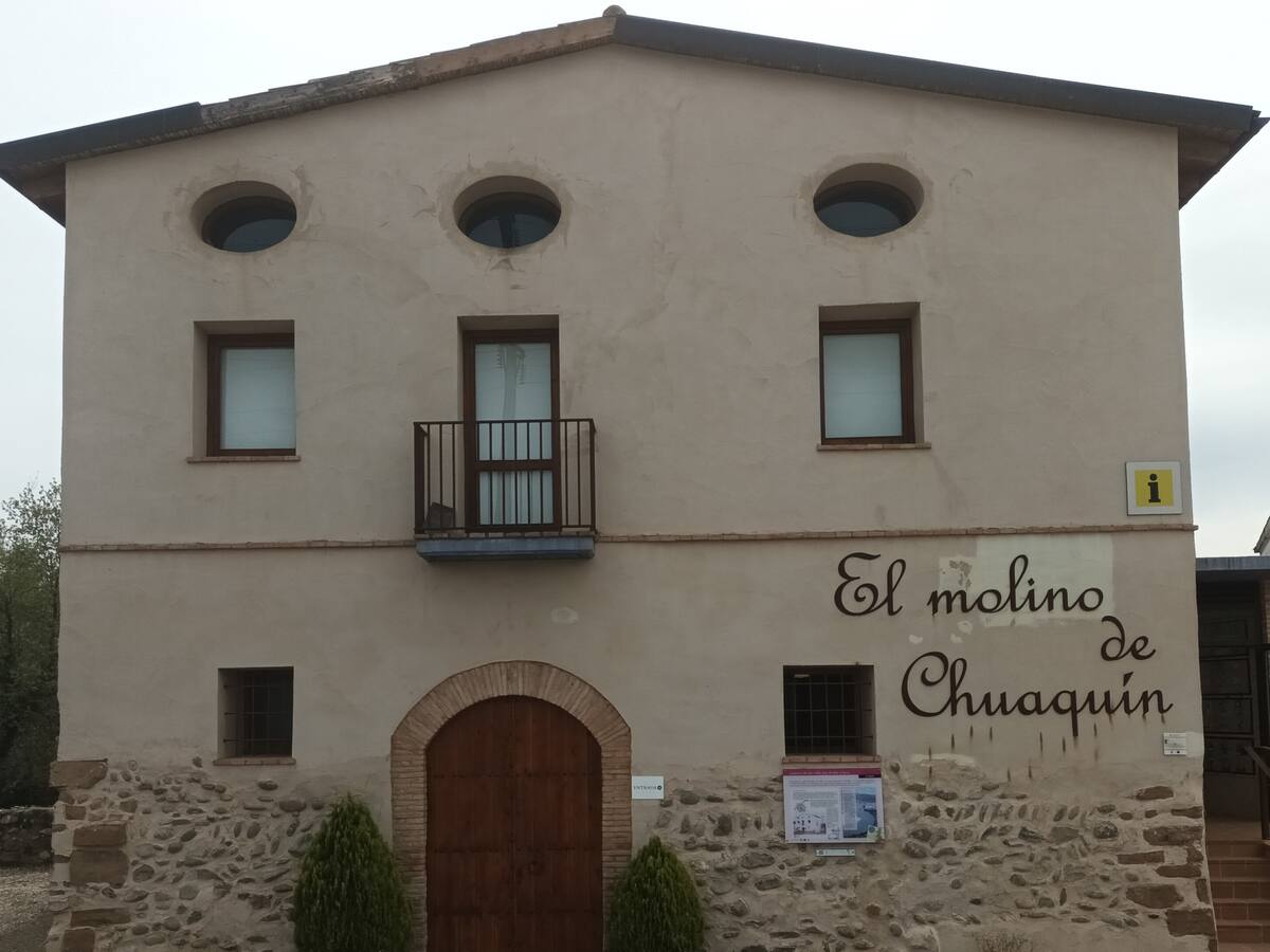 La Comarca de Somontano de Barbastro renueva la imagen de las oficinas de turismo