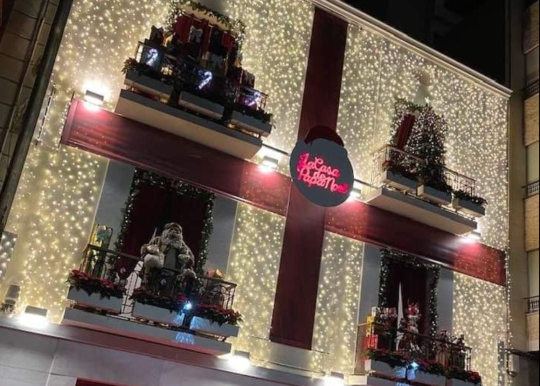 La casa de Papá Noel se encuentra en la Plaza Mayor de Burriana