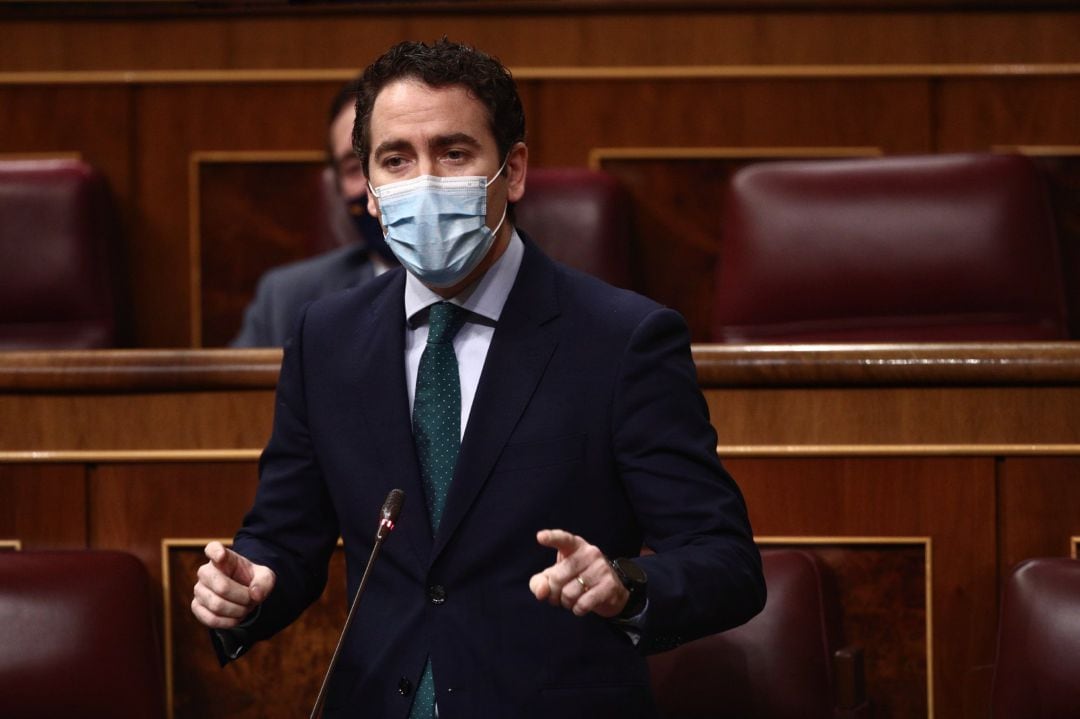 El secretario general del Partido Popular, Teodoro García Egea, inteviene durante la primera sesión de control al Gobierno de 2021 celebrada en el Congreso de los Diputados, en Madrid.