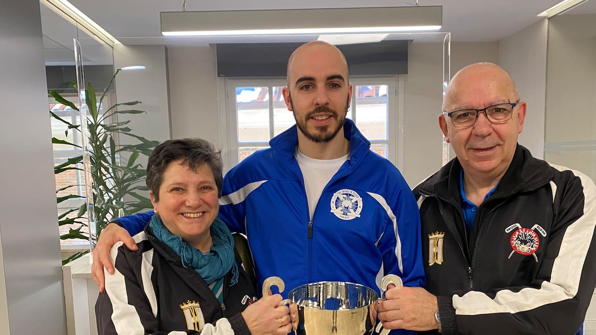De un frontón a llevar a Aranda de Duero a la élite: la proeza de una familia dedicada al hockey