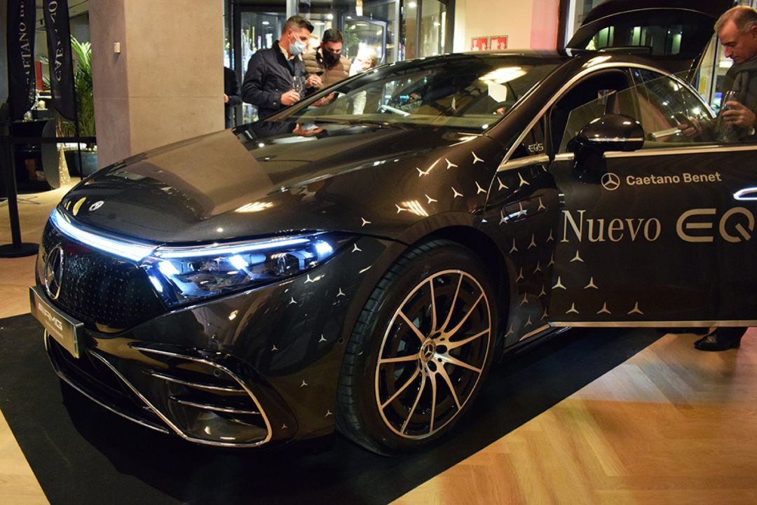 Caetano Benet prsenta el nuevo Mercedes - Benz EQS