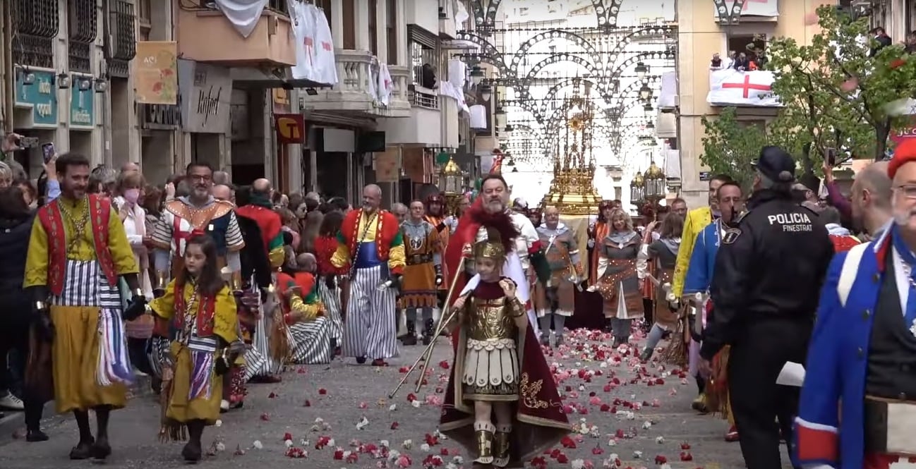 Miembros de la Junta Directiva de la ASJ en la procesión de la Reliquia 2022