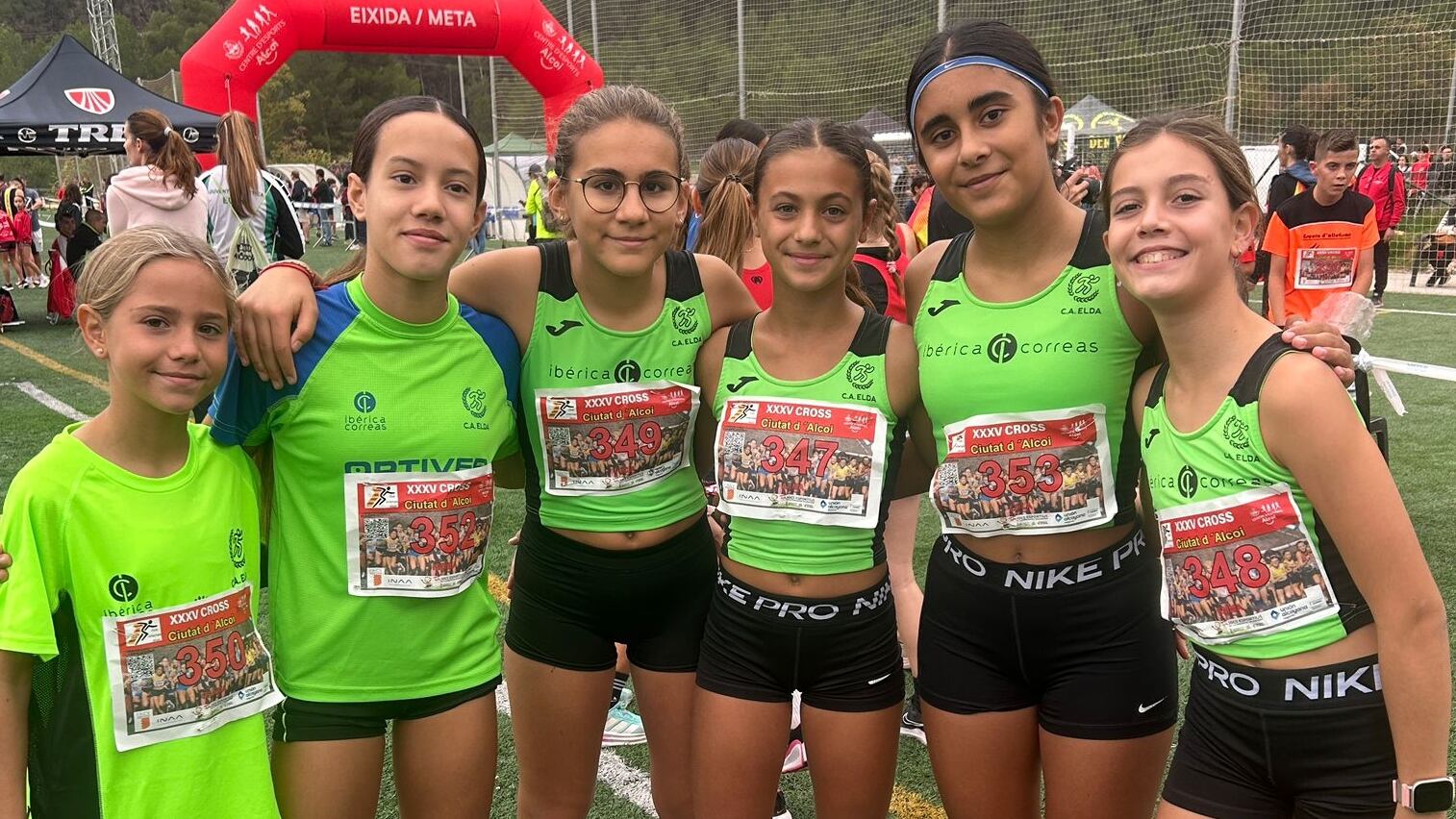 Nuevo éxito de los jóvenes atletas del C. A. Elda